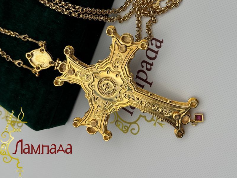 Хрест виготовлений з бронзи в позолоті оздоблений дорогоцінним камінням цирконій DN-1 фото